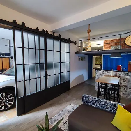 Apartment Loft Center+free Parking *